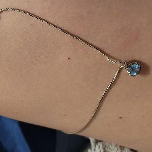 Metalsmiths 925 necklace with blue topaz pendant